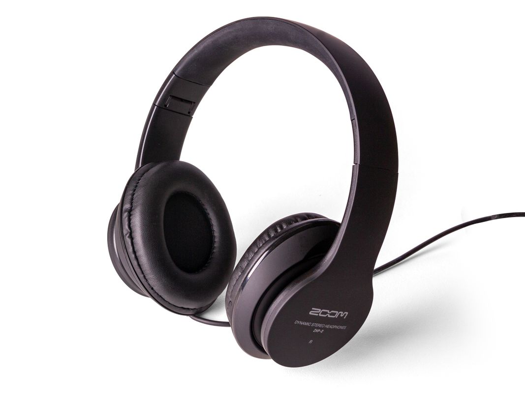 Zoom ZUM-2 - Podcast Mic Pack - Image 2